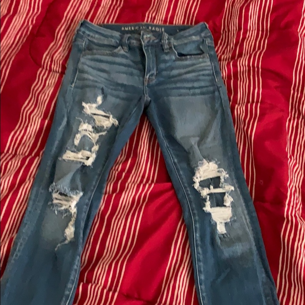 Size 6 short American eagle ripped jeans